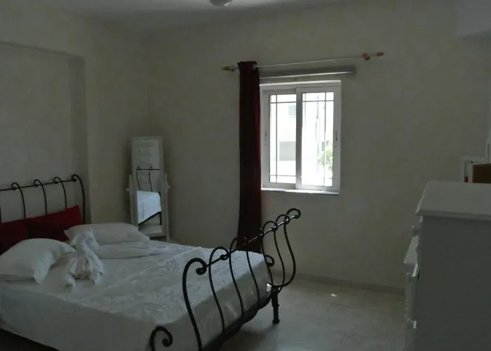 דירה Square House Kokalaki