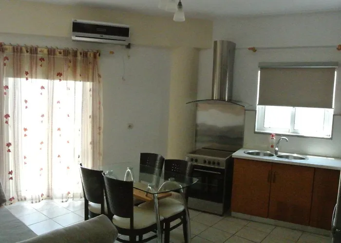 Square House Kokalaki דירה קפלוס